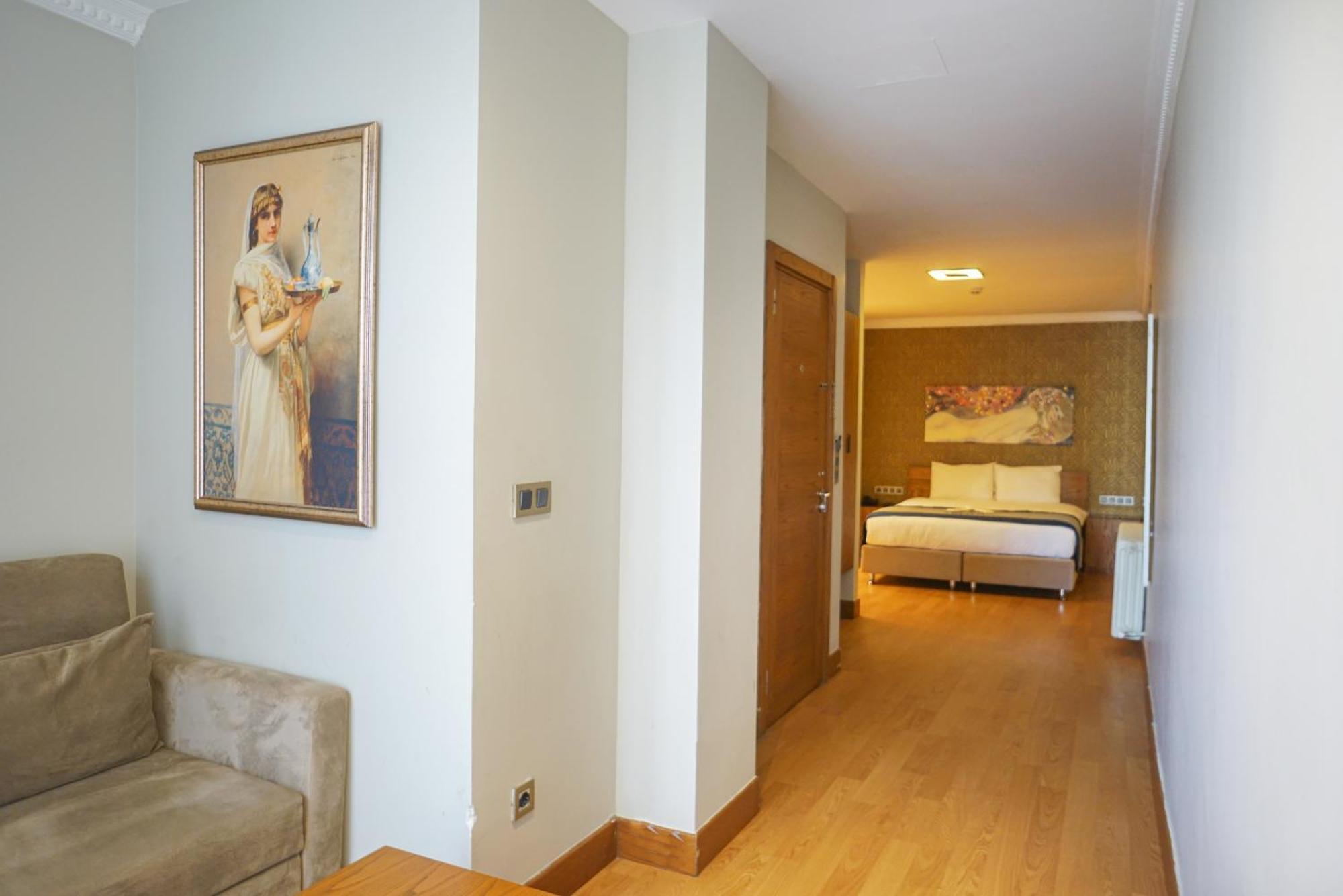 Triada Hotel Taksim - Special Category Istanbul Exterior photo